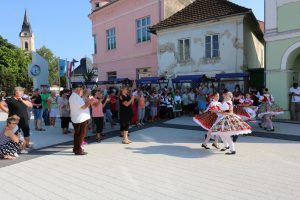 Pročitajte više o članku DRUŠTVO MAĐARA PAKRAC Pjesmom i plesom obilježen Dan Mađara